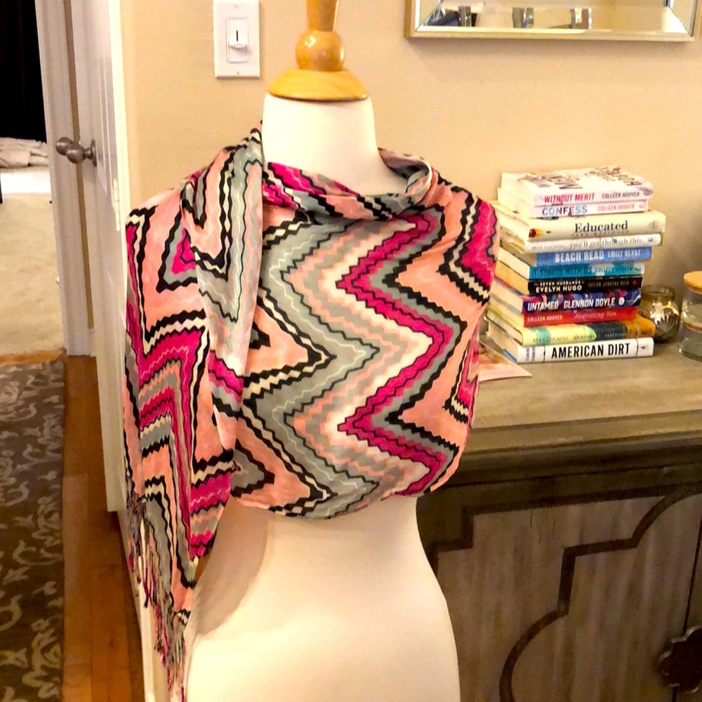 Lightweight multicolored scarf / shawl